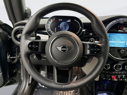 Used 2024 MINI Cooper S image 12