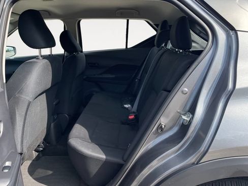 Used 2023 Nissan Kicks S w/ Interior Electronics Package FWD image 13