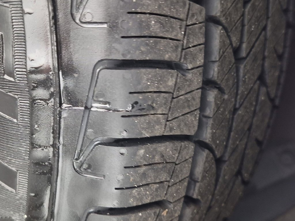 Used 2019 Honda Accord EX-L image 11