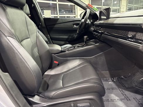 Used 2025 Honda Accord Sport image 25