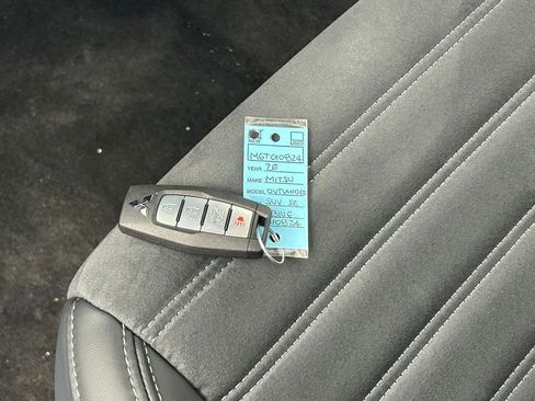 New 2026 Mitsubishi Outlander SE image 56