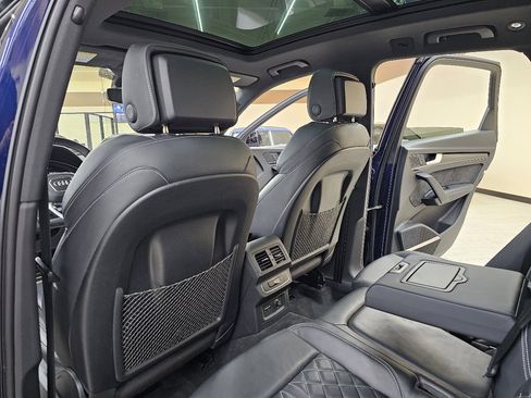 Used 2020 Audi SQ5 Prestige w/ Prestige Package image 30