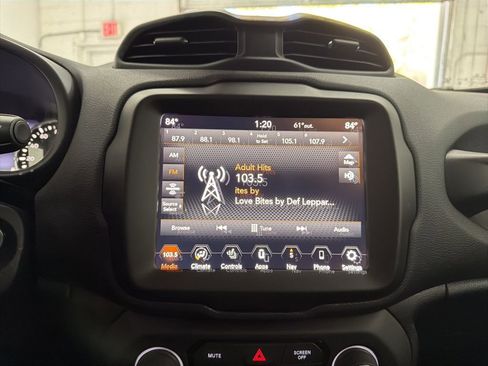 Used 2023 Jeep Renegade Trailhawk w/ Trailhawk Elite Group image 37