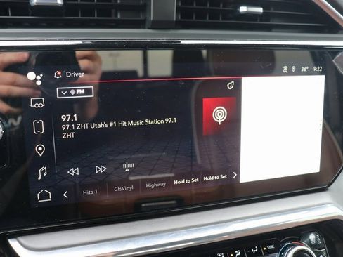 Used 2024 GMC Sierra 3500 Denali Ultimate image 23