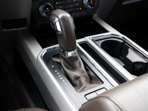 Used 2015 Ford F150 King Ranch w/ Equipment Group 601A Luxury image 15