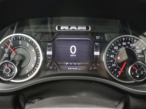Used 2022 RAM 1500 Laramie AWD/4WD image 18
