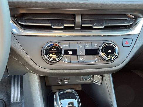 New 2026 Buick Envista Sport Touring w/ Convenience I Package FWD image 26