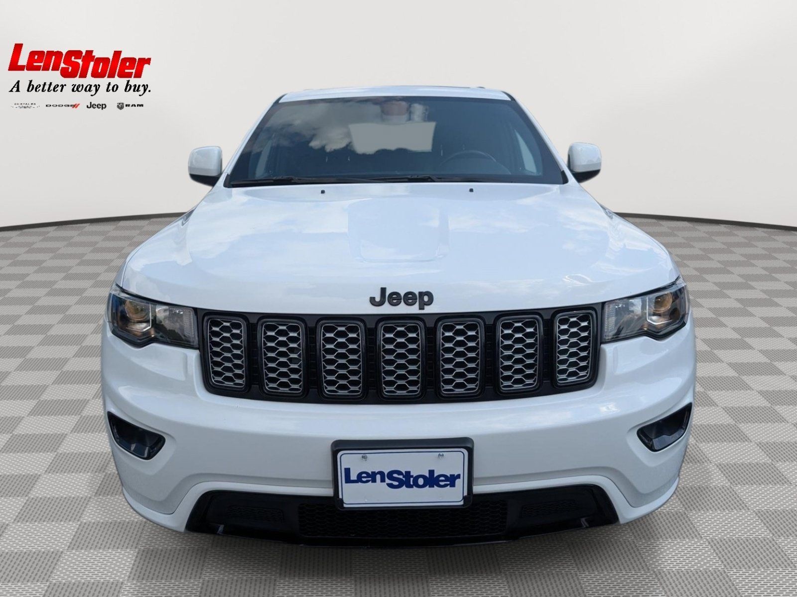 Used 2020 Jeep Grand Cherokee Altitude AWD/4WD image 8