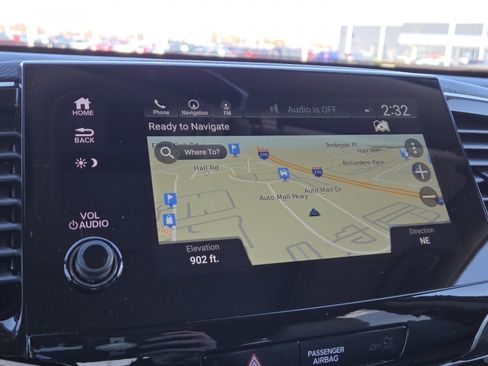 Used 2022 Honda Pilot Touring image 4