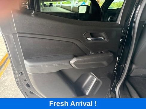 Used 2024 Chevrolet Colorado LT w/ LT Convenience Package RWD image 13