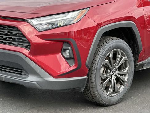Used 2025 Toyota RAV4 XLE Premium w/ Weather Package AWD/4WD image 8