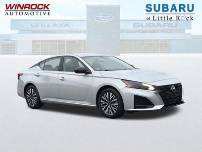 Used 2024 Nissan Altima 2.5 SV