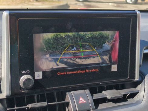 Used 2023 Toyota RAV4 XLE image 20