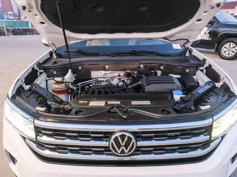 Used 2020 Volkswagen Atlas Cross Sport SEL FWD image 29