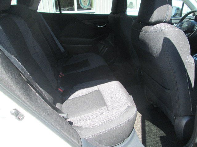 Used 2023 Subaru Outback Premium AWD/4WD image 13