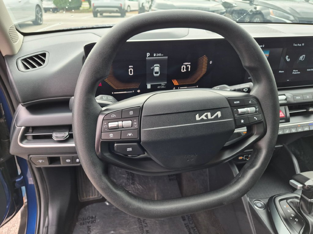 Used 2025 Kia K4 FWD image 21