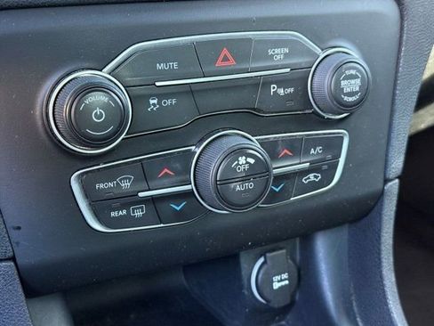 Used 2018 Dodge Charger SXT Plus w/ Driver Confidence Group image 30