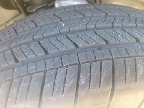 Certified 2025 Toyota Tacoma SR5 image 36