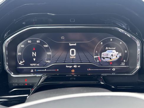 Certified 2025 GMC Sierra 1500 SLT w/ SLT Premium Plus Package image 15