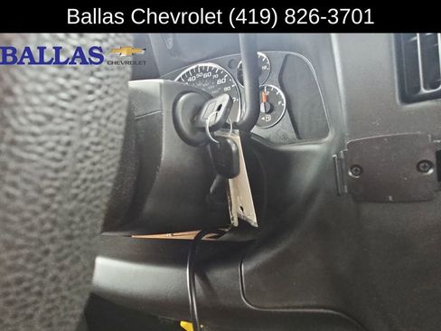 Certified 2016 GMC Savana 2500 image 17