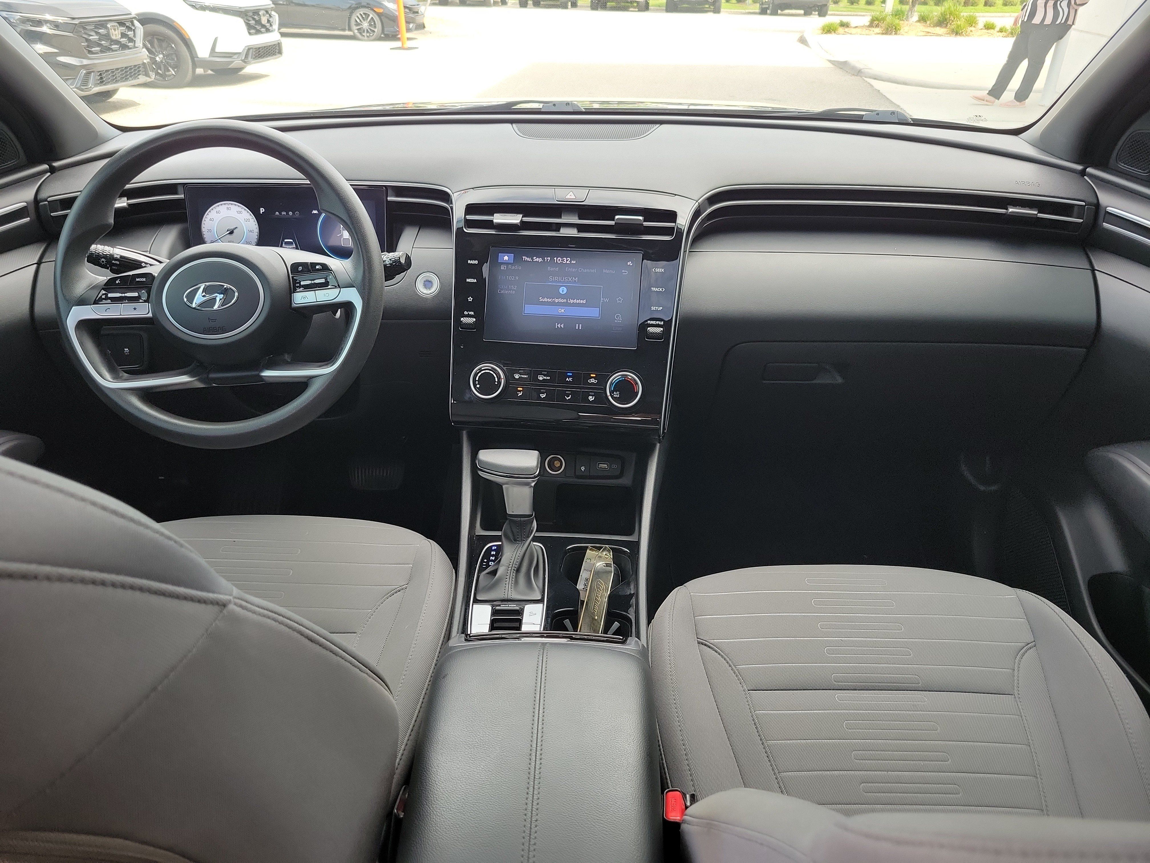 Used 2022 Hyundai Santa Cruz SEL w/ Activity Package FWD image 16