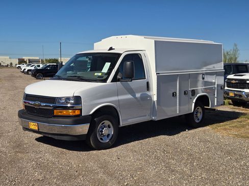 New 2025 Chevrolet Express 3500 w/ Power Convenience Package RWD image 7