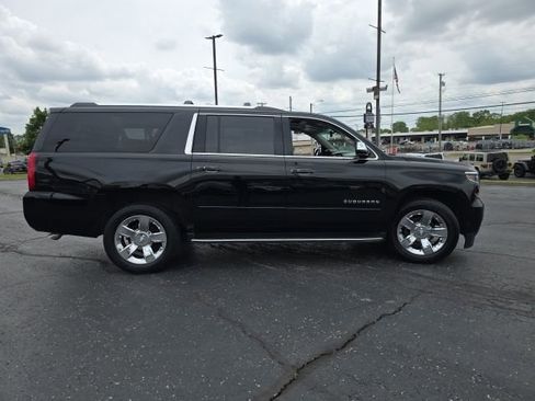 Used 2017 Chevrolet Suburban Premier AWD/4WD image 8