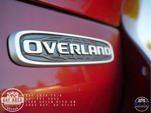 New 2025 Jeep Grand Cherokee Overland w/ Luxury Tech Group IV image 10