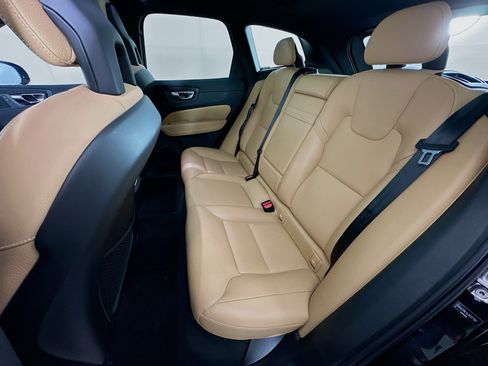 Used 2018 Volvo XC60 T6 Inscription w/ Convenience Package AWD/4WD image 29