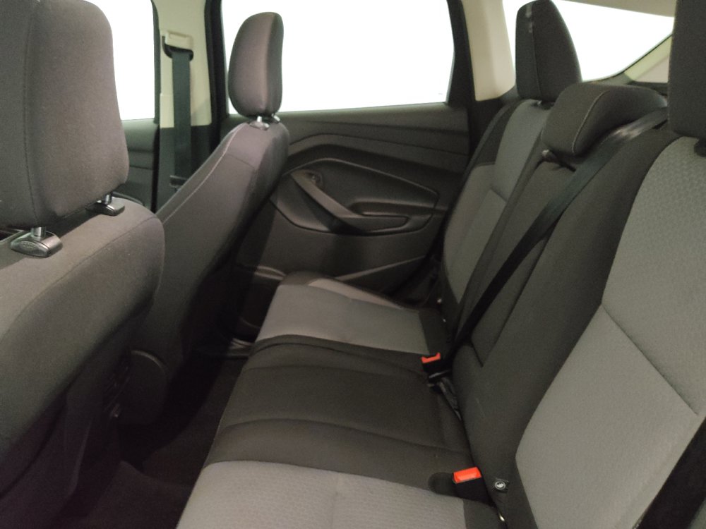 Used 2018 Ford Escape SE w/ SE Sync 3 Package AWD/4WD image 18