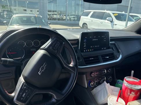 Used 2021 Chevrolet Suburban RST image 11