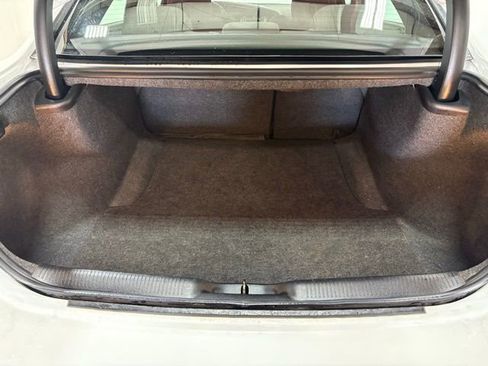 Used 2022 Dodge Charger R/T w/ Blacktop Package image 10