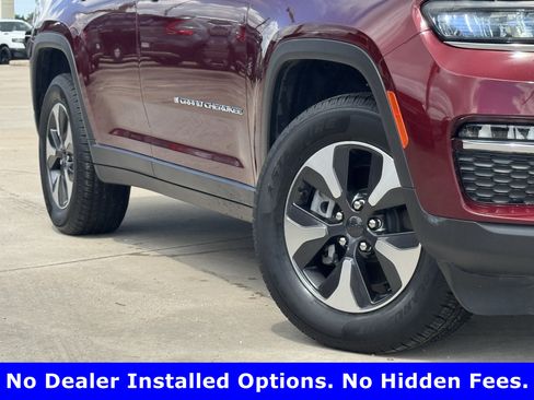 Used 2023 Jeep Grand Cherokee 4WD 4xe image 3
