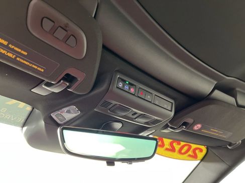 Certified 2024 Chevrolet Corvette Stingray Preferred Cpe w/ 2LT image 23