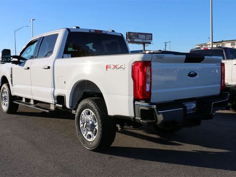 New 2026 Ford F250 XLT w/ FX4 Off-Road Package image 6