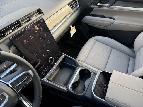 New 2026 GMC Terrain Elevation w/ Elevation Premium Package image 23