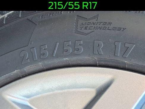 Used 2024 Kia Seltos LX AWD/4WD image 44