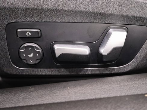 Used 2023 BMW M4 xDrive Competition image 13