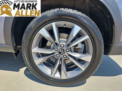 Used 2024 INFINITI QX60 Luxe AWD/4WD image 32