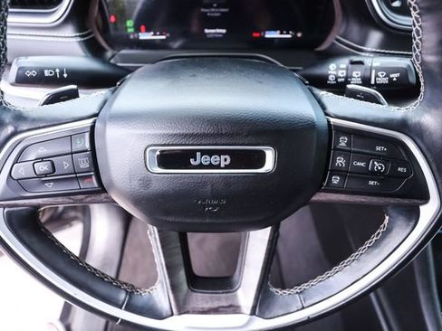 Used 2021 Jeep Grand Cherokee L Limited AWD/4WD image 36