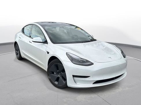 Used 2022 Tesla Model 3 Long Range image 4