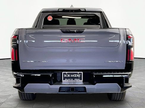 New 2026 GMC Sierra EV Denali AWD/4WD image 5