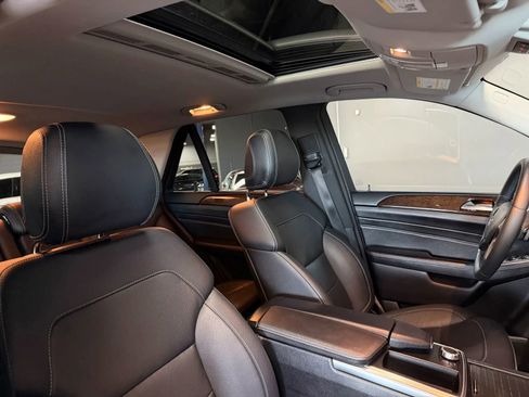 Used 2014 Mercedes-Benz ML 350 4MATIC image 16