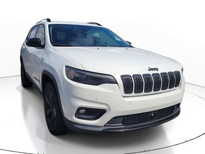 Used 2023 Jeep Cherokee Altitude Lux