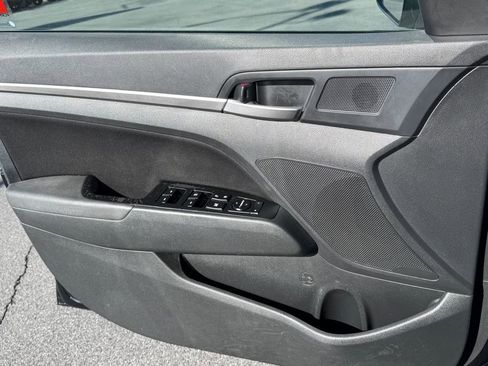 Used 2020 Hyundai Elantra SEL w/ Cargo Package (C1) image 16