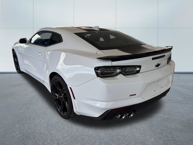 Used 2022 Chevrolet Camaro SS RWD image 2