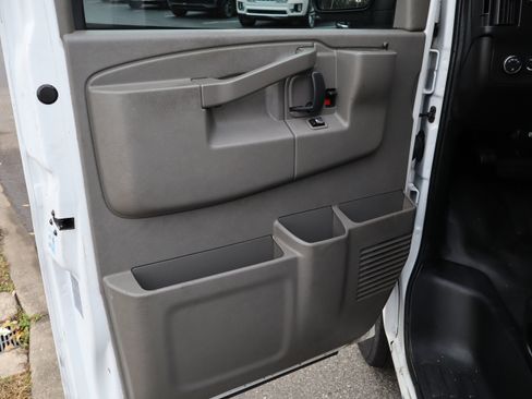 Used 2021 Chevrolet Express 2500 Extended w/ Driver Convenience Package image 11
