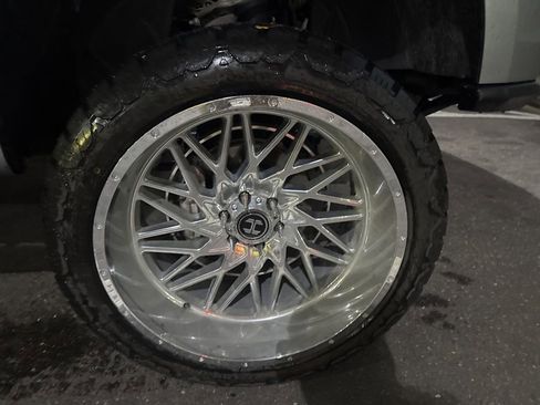 Used 2023 Chevrolet Silverado 1500 RST w/ Protection Package image 11