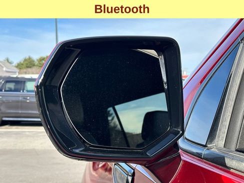 Certified 2022 GMC Yukon SLE image 8