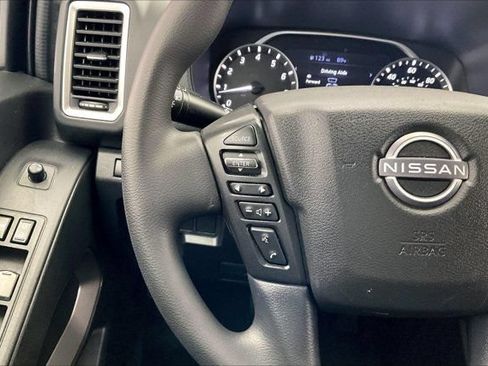 Used 2022 Nissan Frontier SV AWD/4WD image 20